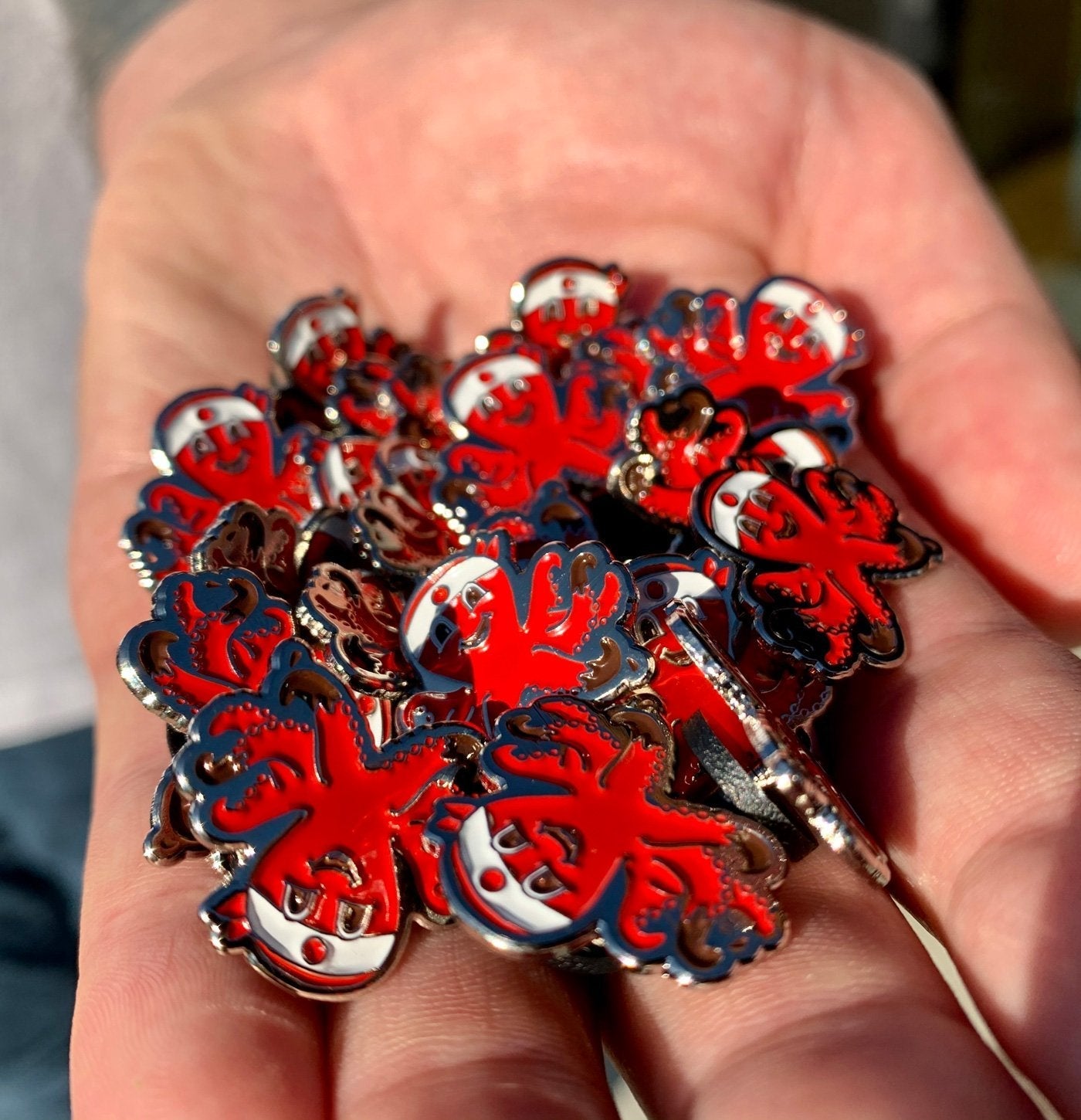 Red Octo Pin J3